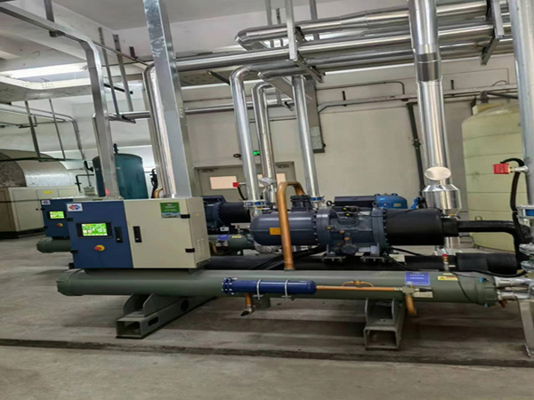 Industrial chiller for an adhesive company